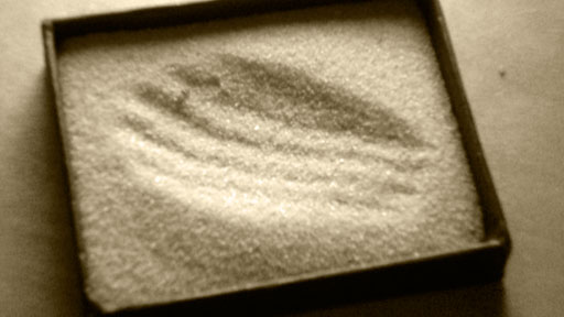 Madeleine-Abdruck im Sand Nr. 4